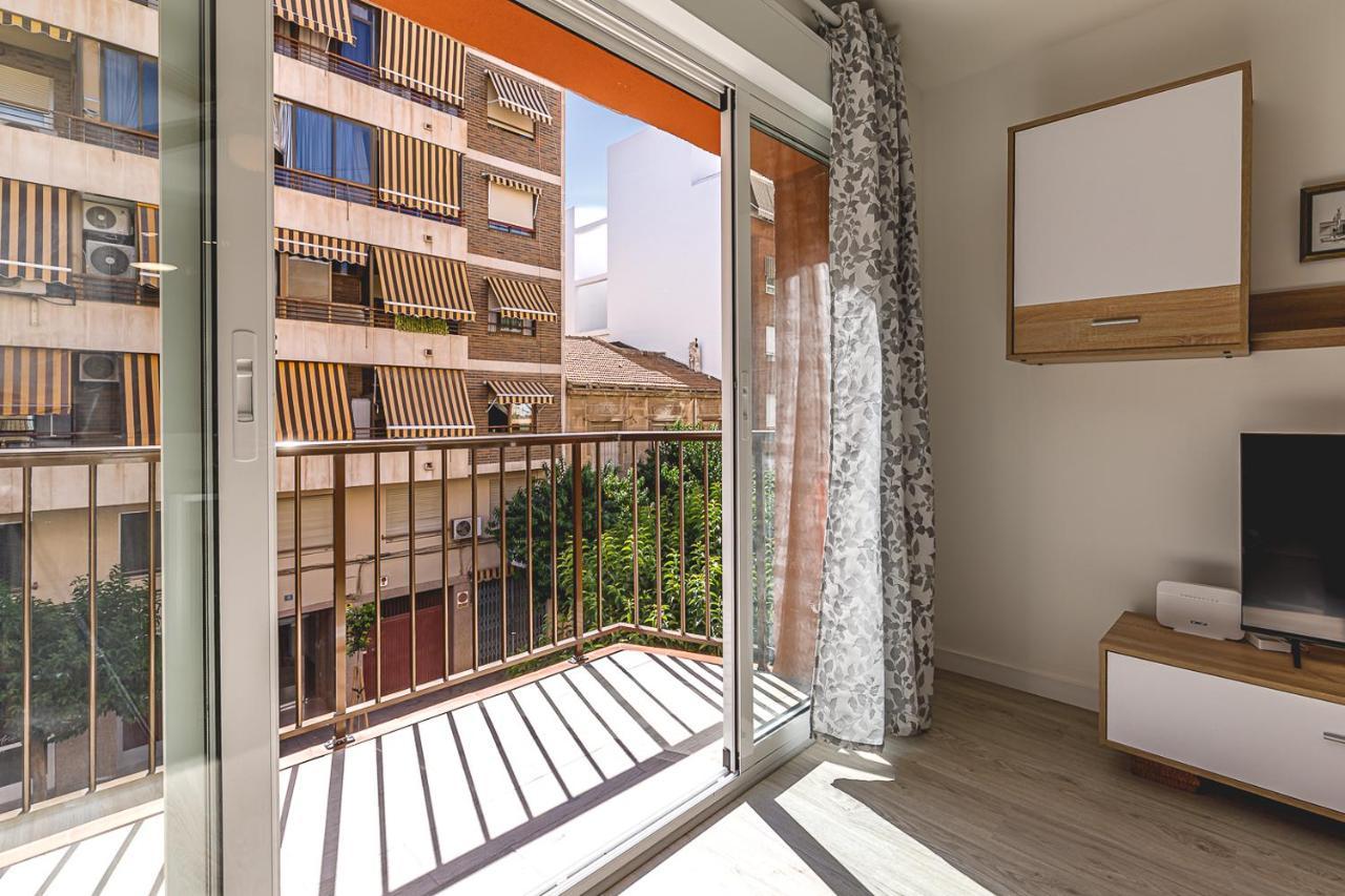 Luminoso Y Acogedor Apartamento Con Ac Аликанте Экстерьер фото